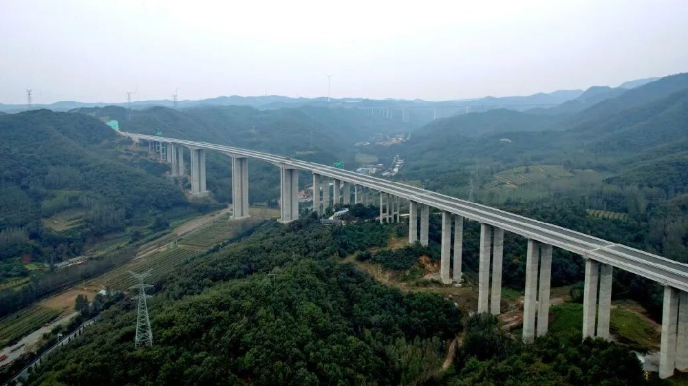 ̫��ɽ����������Ŀ·���������